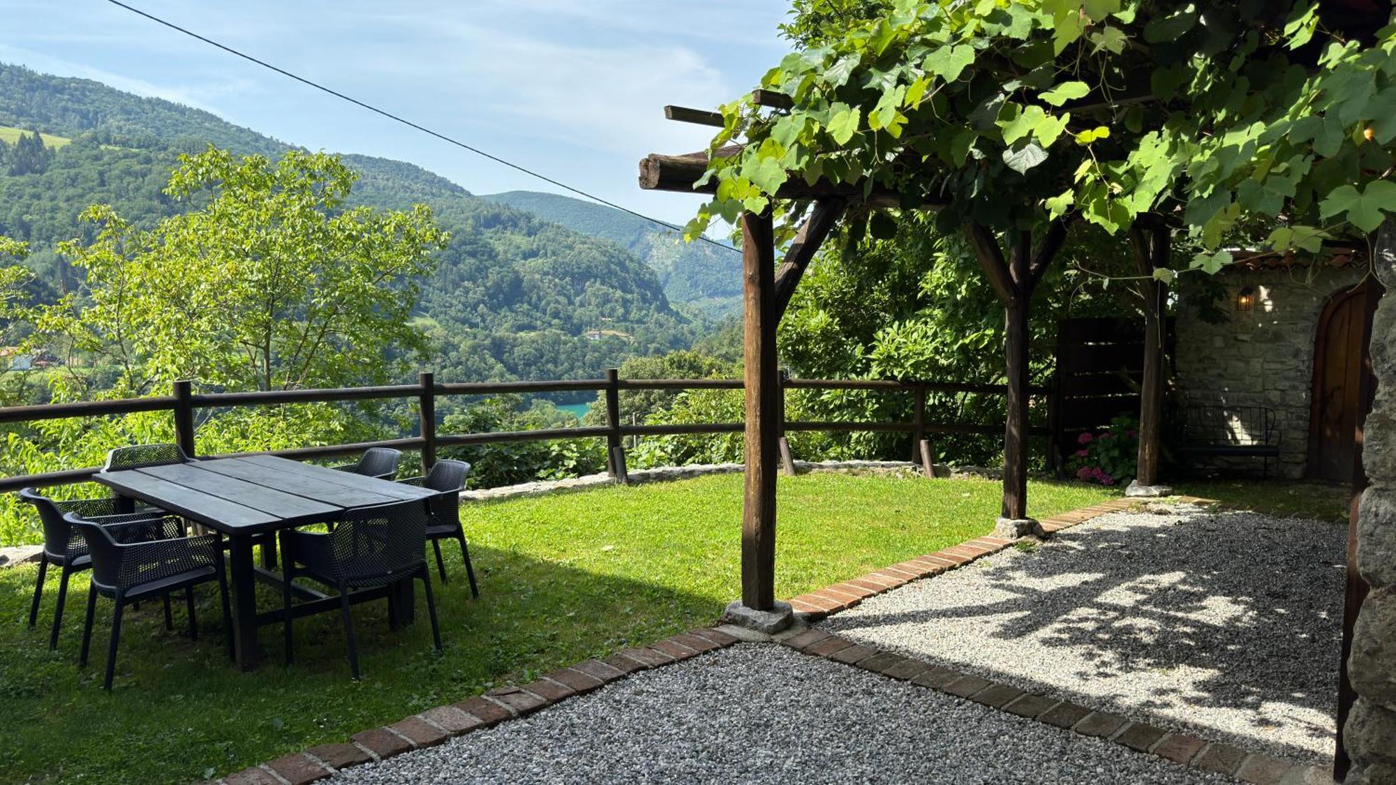 Villa Kuninez Most na Soči Exterior foto