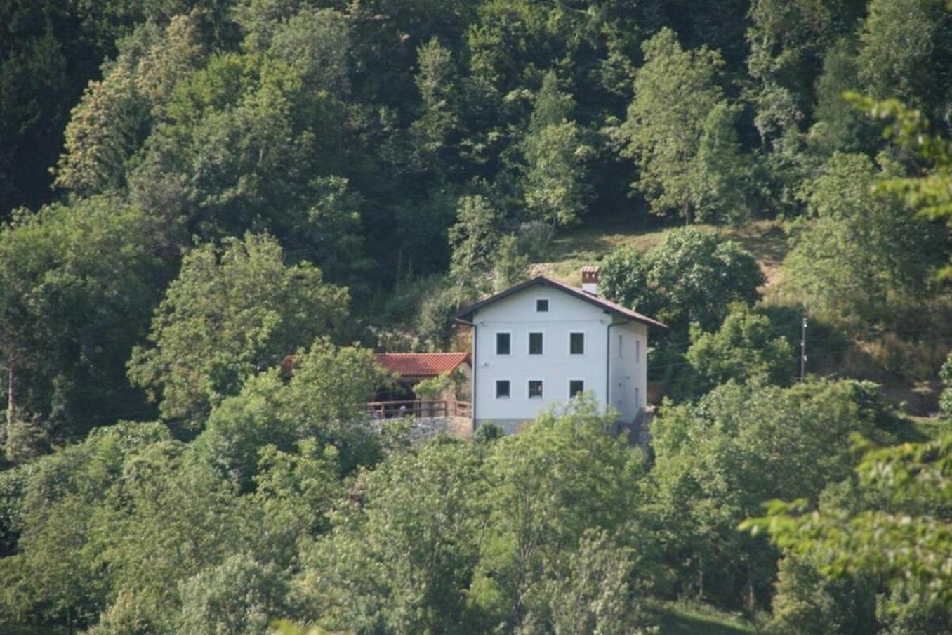Villa Kuninez Most na Soči Exterior foto